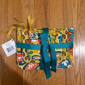 NWT Colorful Patterned Vera Bradley Cosmetic Bag Set